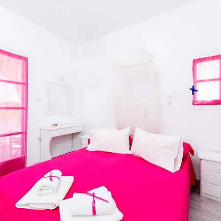 Seaside And Tours In Naxos, Greece Apartment