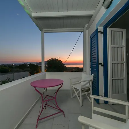 Apartment Seaside And Tours In Naxos, Greece Naxos City